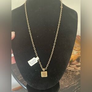 Vintage Lia Sophia Goldtone Flower Pendant Necklace